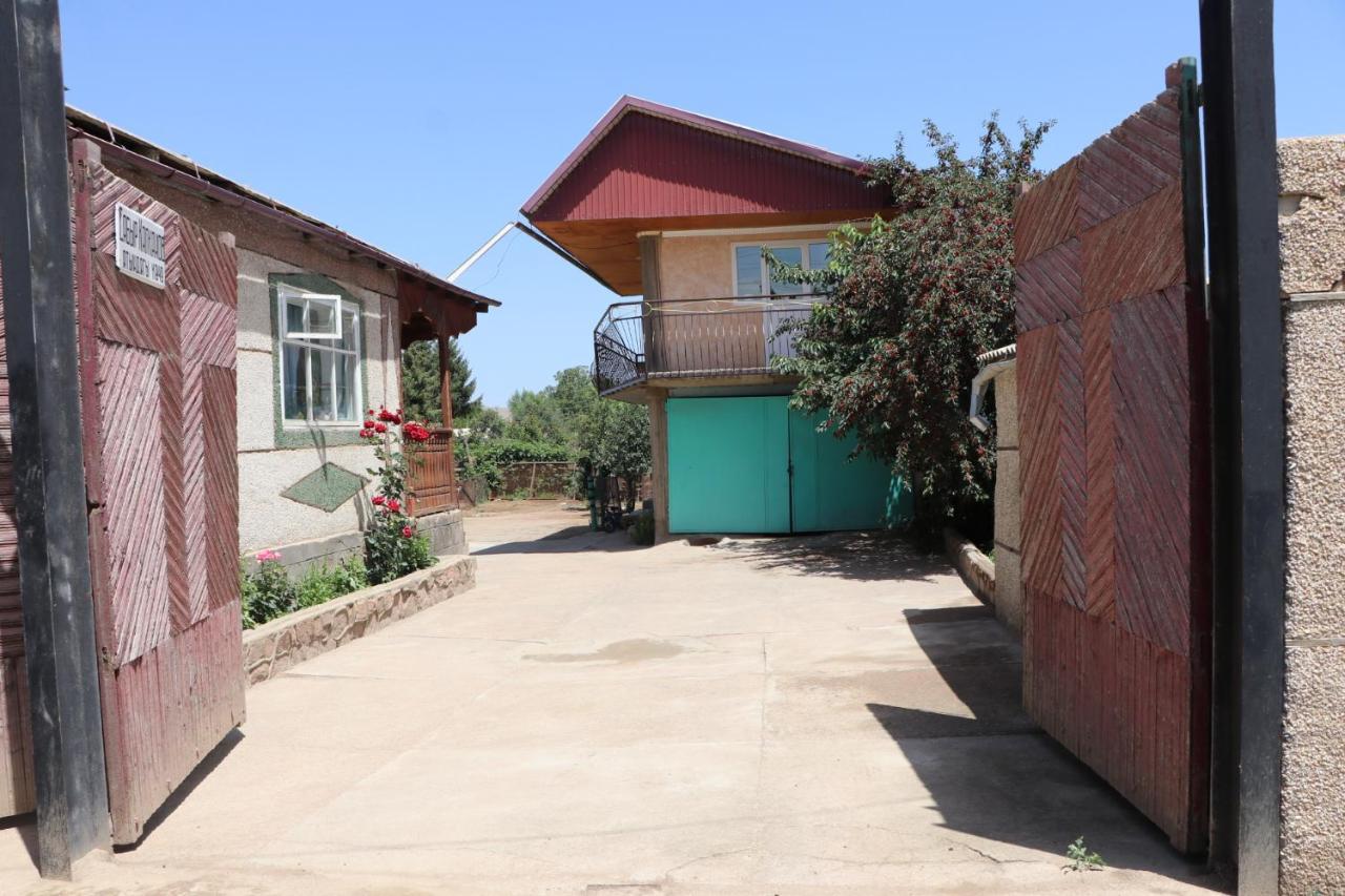 Guest House Akbermet Bokonbayevo 外观 照片